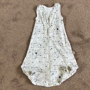 Sleep suit / ergobaby/
